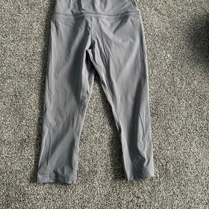 CRZ YOGA Gray Capri Leggings